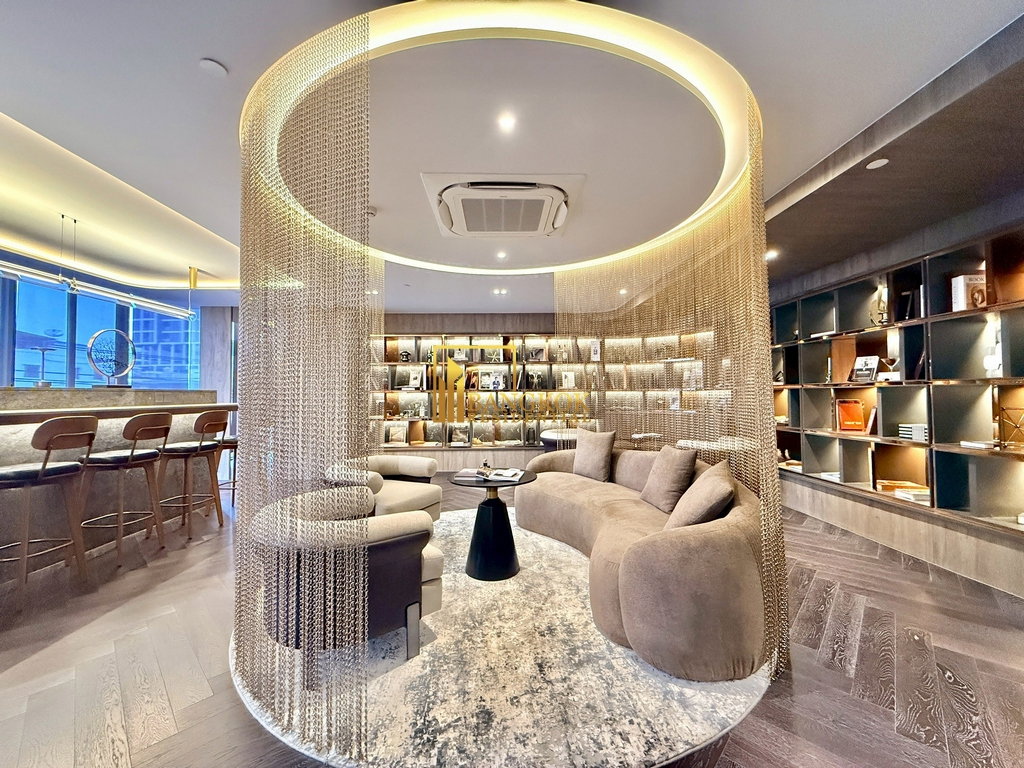 รูป One Altitude Charoenkrung | Beautiful 2 Bedroom Luxury Condo - BR61316CD - รูปที่ 28/36