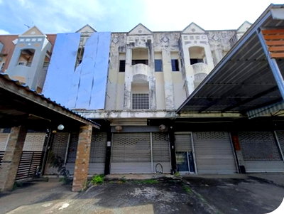 Shophouses for sale Nakhon Ratchasima : FOR SALE  COMMERCIAL BUILDING PROPERTY  2936000 BAHT.