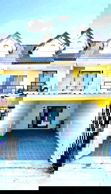 ทาวน์โฮม เซ็นทรัล ศรีราชา : ขายทาวน์เฮ้าส์ 2 ชั้น รีโนเวทใหม่ ใกล้เซ็นทรัลศรีราชา ทำเลทอง