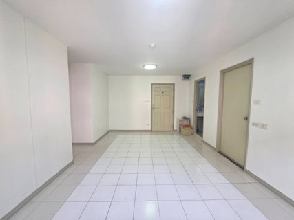 Sss534 For Sale: Lumpini Center Sukhumvit 77, near BTS On Nut