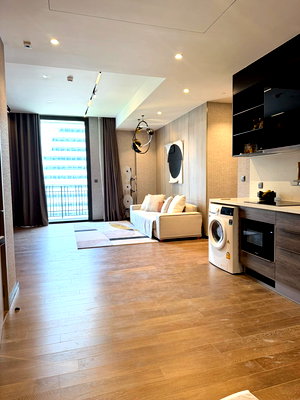 Condos for sale : For Sale ‼️ Muniq Langsuan 38 MB 💸  86 Sq.m. 📞 TEL : 065-9242478