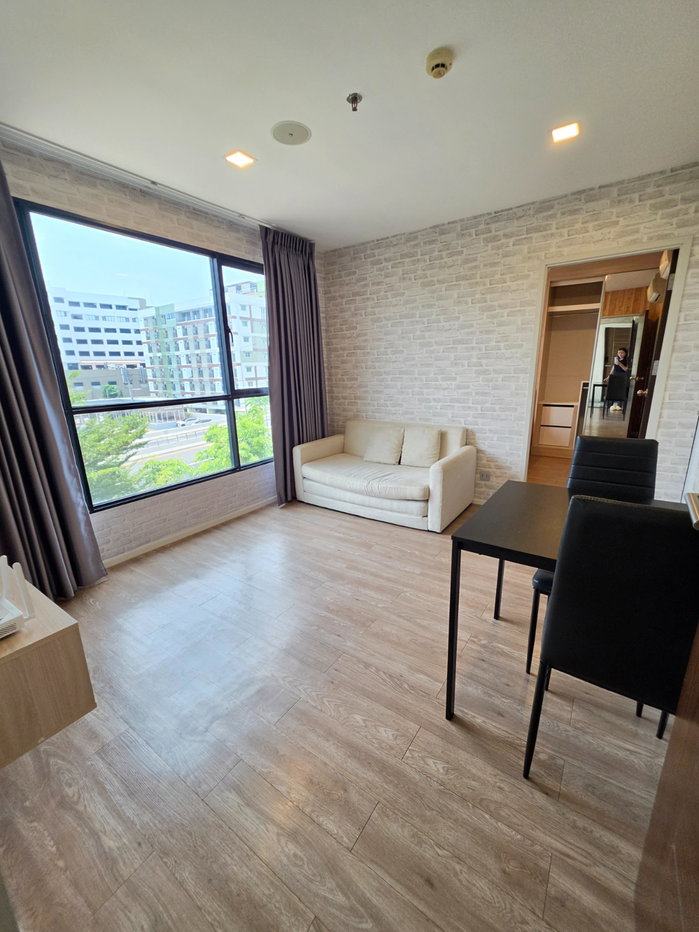 รูป เอพพิโซด​ พหลโยธิน​  สะพาน​ใหม่​ ใกล้​รถไฟฟ้า​บีทีเอส​สายหยุด - รูปที่ 2/17