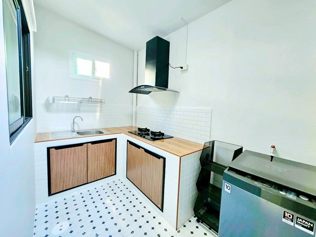 รูป ทาวน์เฮ้าส์ 2ชั้น ให้เช่า 2นอน 2น้ำสนามกอล์ฟเมืองแก้ว1.7กม วัดคลองปลัดเปรียง 1.1กม. เมกาบางนา 2 กม. ใกล้ตลาดบางแก้ว 1 กม.18ตร.วา. 145ตร.ม - รูปที่ 7/8