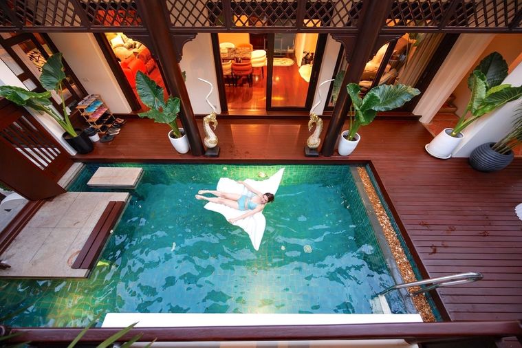 4-bed house for rent, 400 sq wah, Khlong Toei