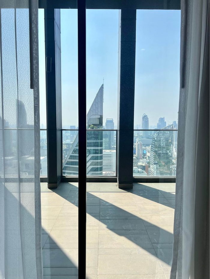 รูป ++++เช่าด่วน+++  ห้องสวย Noble Ploenchit ** 3 ห้องนอน ขนาด 208.68 ตร.ม. แต่งครบพร้อมเข้าอยู่ - รูปที่ 17/42