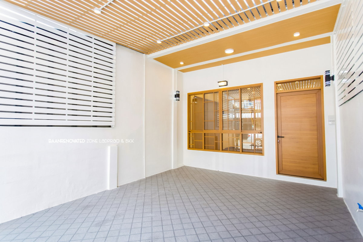 รูป น้อง H o k k a i d o ~ นวมินทร์ 135 รีโนเวทใหม่ ~   กลายเป็นสไตล์ญี่ปุ่นน่ารักสุดๆ งานมีเนียมลายไม้สวยๆ เกรดพรีเมี่ยม - รูปที่ 12/14