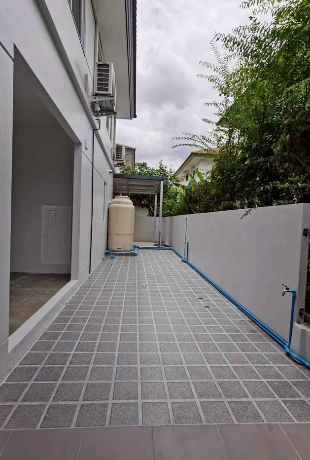 รูป ให้เช่าบ้านเดี่ยวอินนิซิโอ1รังสิต-คลองสาม  พื้นที่ 51 ตรว. 3นอน  2น้ำ  1ครัว  2ที่จอดรถ - รูปที่ 2/18