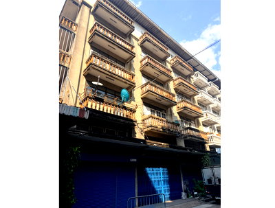 Shophouses for sale Bangkok : Call : 089-712-7777 Commercial building 5.5 story 3 units, Soi Somdej Phra Chao Taksin 29 Thonburi, Bangkok