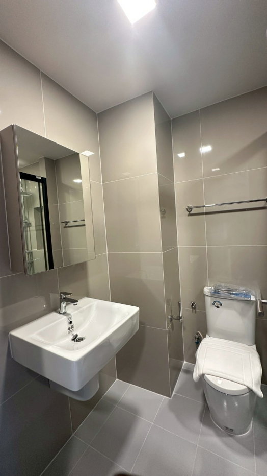 รูป ✨🦄 Ready to Move 🦄✨ FLO by Sansiri 🚝 ใกล้ BTS สถานีคลองสาน ห้องสวย ตรงปก โทร 096-2493698 (FLO0482) - รูปที่ 21/30