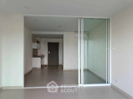 1-BR Condo at Supalai Park Yaekfaichai Station near MRT Fai Chai (ID 1507656)