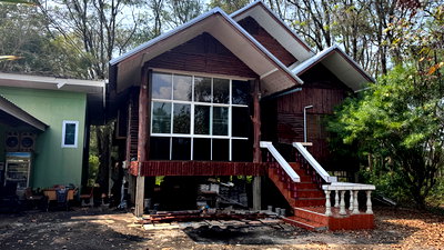 Land for sale Muang Phitsanulok Phitsanulok : Land with 2 house 2 Rai in Phitsanulok