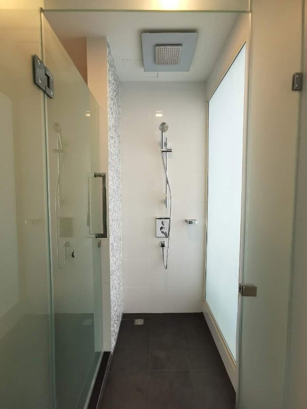 picture 🍀 For Rent A Space ID Asoke - Ratchada 🍀 Add Line ID: @zcondo (with@) 🔥 C3954 - 16/18