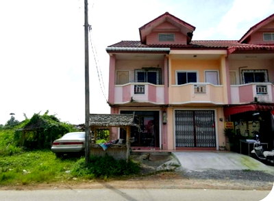 Shophouses for sale Songkhla : FOR SALE  COMMERCIAL BUILDING PROPERTY  1997000 BAHT.