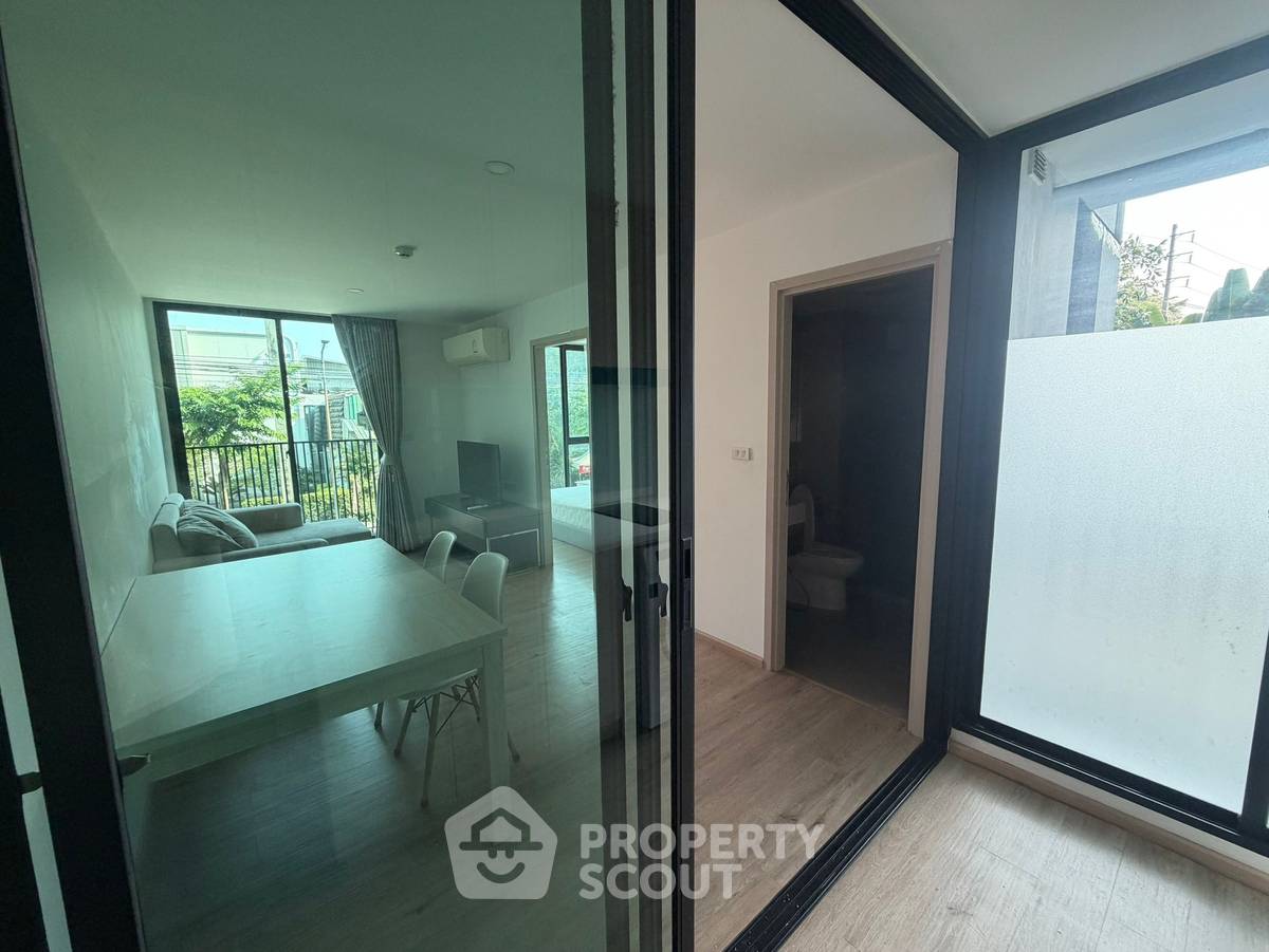 รูป คอนโด 1-ห้องนอน ที่ เซอริโอ้ สุขุมวิท 50 ใกล้ BTS อ่อนนุช (ID 1353926) - รูปที่ 8/9