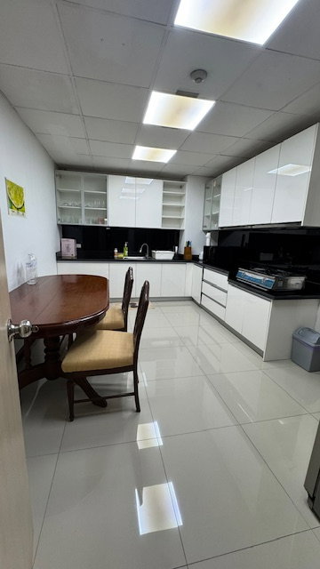 picture City Lake Condominium  Sukhumvit 16  - 13/15