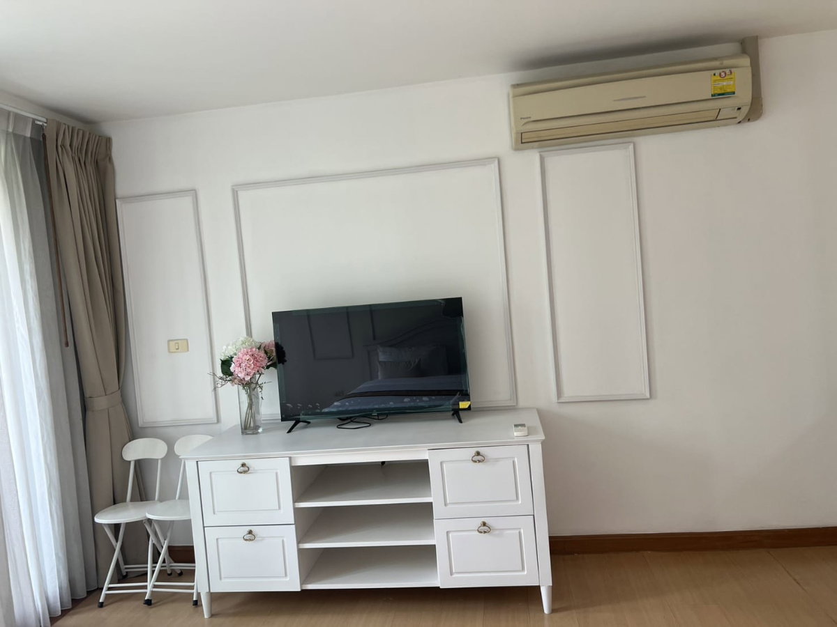 picture 1  Bed 1 Bath Plus 38 Sukhumvit 38 - 3/8