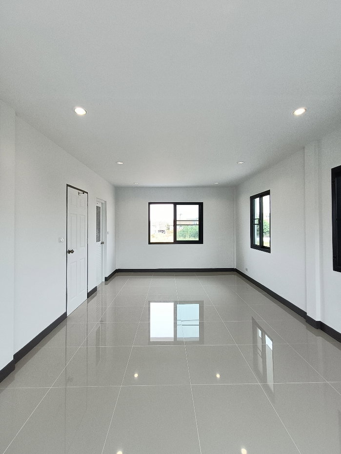 รูป ขายบ้านเดี่ยวลาดกระบัง (คุ้มเกล้า) รีโนเวทใหม่ 4 ห้องนอน ใกล้สุวรรณภูมิ 54 ตร.ว. ราคา 4.29 ล้าน ฟรีโอน - รูปที่ 25/26