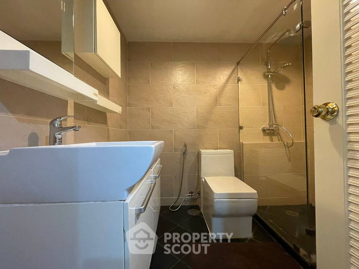 รูป คอนโด 2-ห้องนอน ที่ สาธร พาร์ค เพลส คอนโดมิเนียม ใกล้ MRT ลุมพินี (ID 1531175) - รูปที่ 23/29