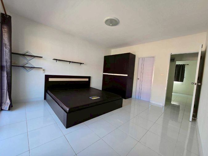 3-bed townhouse for rent, 117 sqm, 18.9 sq wah, Prime Place