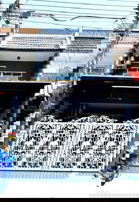 ทาวน์โฮมให้เช่า : 🏡✨ FOR RENT ทาวน์โฮม 2 ชั้น หมู่บ้านคลองจั่นวิลล่า 1 (นวมินทร์ 32) 3 ห้องนอน 2 ห้องน้ำ บ้านสภาพดี ฟังก์ชันครบ เฟอร์ + เครื่องใช้ไฟฟ้าพร้อม