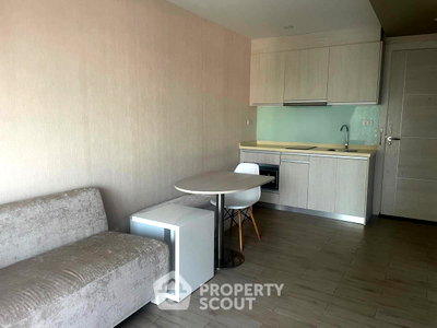 Condos for sale : Great Value 1-BR 35 Sqm Seven Seas Condo Resort Jomtien (ID 2819293)