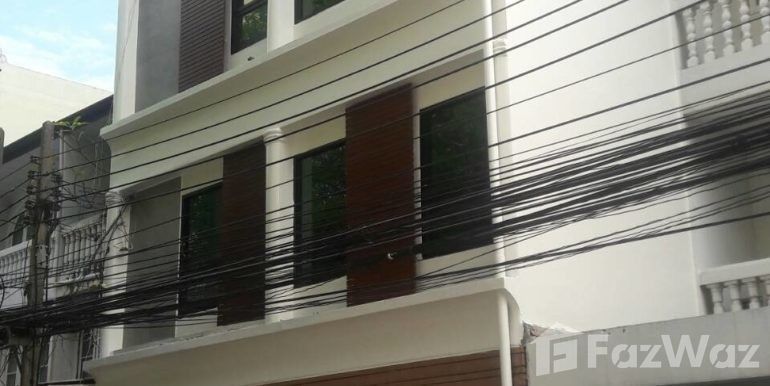 รูป ทาวน์เฮ้าส์ให้เช่า 9 ห้องนอน ใน คลองตันเหนือ, กรุงเทพมหานคร 159335 - รูปที่ 2/5