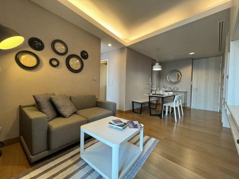 ✨Condo for Rent : The Lumpini 24  (AP-02) ( line : @condo91 )