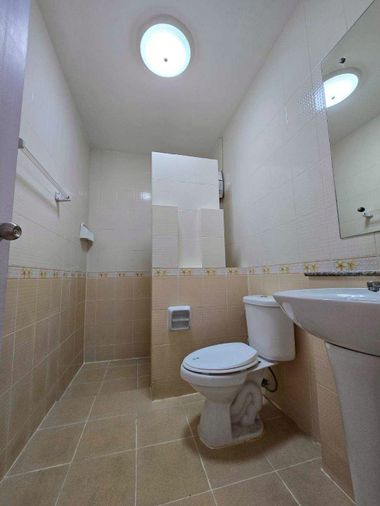 3-bed townhouse for rent, 117 sqm, 18.9 sq wah, Prime Place