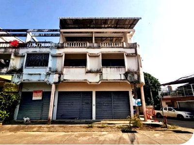 Shophouses for sale Fang Chiang Mai  : FOR SALE  COMMERCIAL BUILDING PROPERTY  1923000 BAHT.