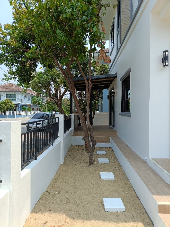 รูป มีแค่หลังเดียว!! บ้านเดี่ยว 2 ชั้น หลังมุม ถนนเมน นนทวีวิลล์ 5 รีโนเวทใหม่ 4.2 ล้าน - รูปที่ 7/40