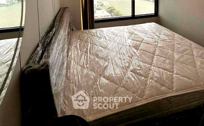 Condos for rent : High-Floor 2-BR 68 Sqm Chapter Charoennakhorn Riverside,  BTS Krung Thon Buri (ID 2749752)