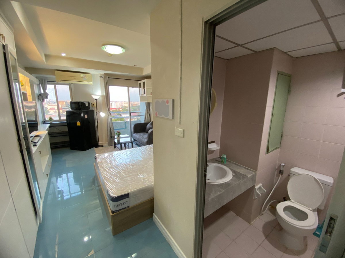 รูป สวัสดีกรุงเทพ คอนโดมิเนียม Studio ชั้น 8 ตึก H ขนาด 23 ตร.ม. เช่า 8,500 บาท/เดือน Ready to move in - รูปที่ 3/7