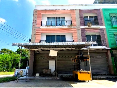 ขายอาคารพาณิชย์ : BP00230 ขายอาคารพาณิชย์ ตำบล นครสวรรค์ตก อำเภอ เมืองนครสวรรค์ จังหวัด นครสวรรค์
