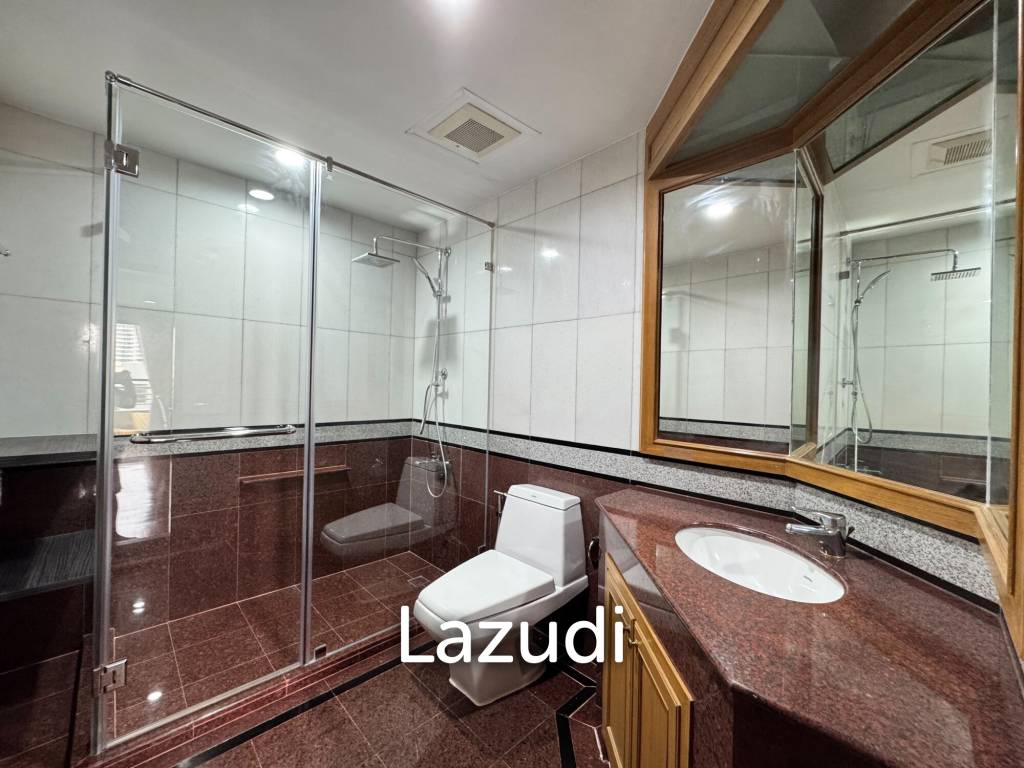 รูป 118.0 ตร.ม.  2 ห้องนอน  2 ห้องน้ำ คอนโดสำหรับ เช่าใน ทุ่งมหาเมฆ - รูปที่ 4/10