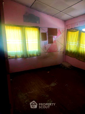 Land for sale Boromarajonani College Of Nursing Bamrasnaradura : 252 m² Land for Sale in Thung Song Hong (ID 2819299)