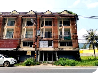 Shophouses for sale Ko Samui Surat Thani : FOR SALE  COMMERCIAL BUILDING PROPERTY  2051000 BAHT.