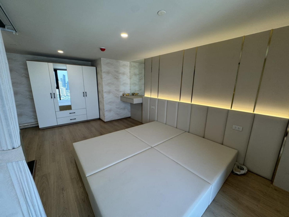 รูป 🔥 คอนโด Duplex 2 ห้องนอน High Floor ใจกลางอโศก! Life Rama 4 – Asoke วิวเมืองสวย ใกล้ MRT - รูปที่ 17/19