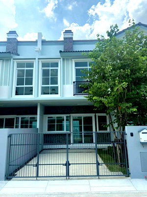 Houses for rent เทสโก้โลตัส บางพลี : P0684/House for rent, Villaggio 2 Srinakarin - Bangna, European style, near Mega Bangna, ready to move in.