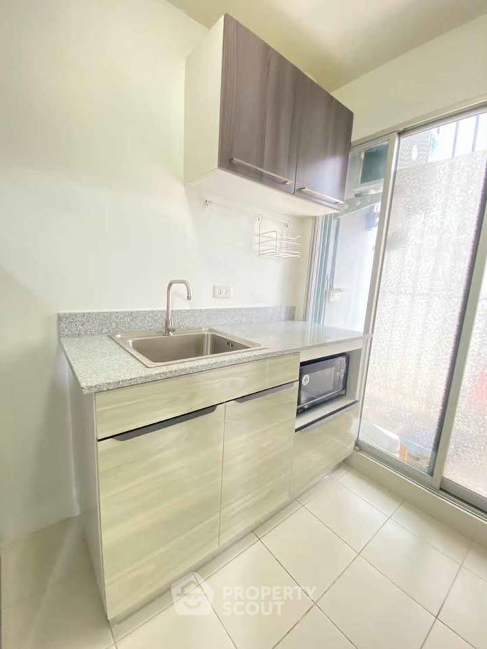 รูป คอนโด 1-ห้องนอน ที่ ดีคอนโด รามอินทรา ใน ท่าแร้ง (ID 2819687) - รูปที่ 8/10