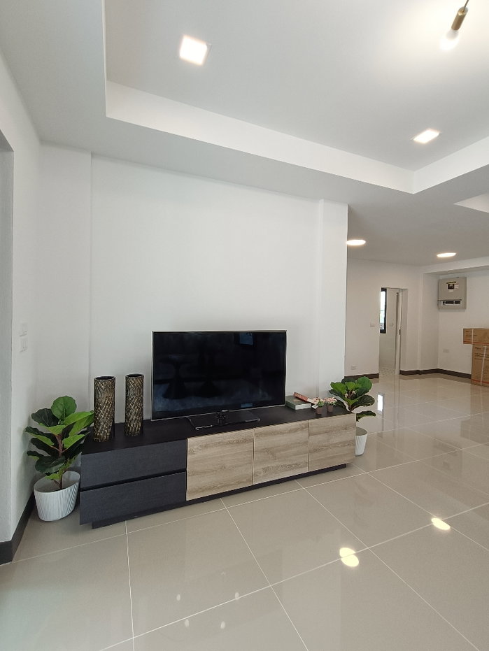 รูป ขายบ้านเดี่ยวลาดกระบัง (คุ้มเกล้า) รีโนเวทใหม่ 4 ห้องนอน ใกล้สุวรรณภูมิ 54 ตร.ว. ราคา 4.29 ล้าน ฟรีโอน - รูปที่ 12/26