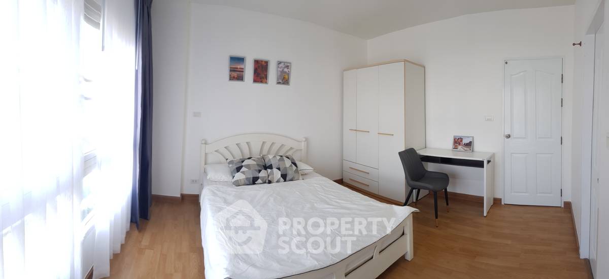 picture 1-BR Condo at PG Rama 9 near MRT Phra Ram 9 (ID 666028) - 7/12