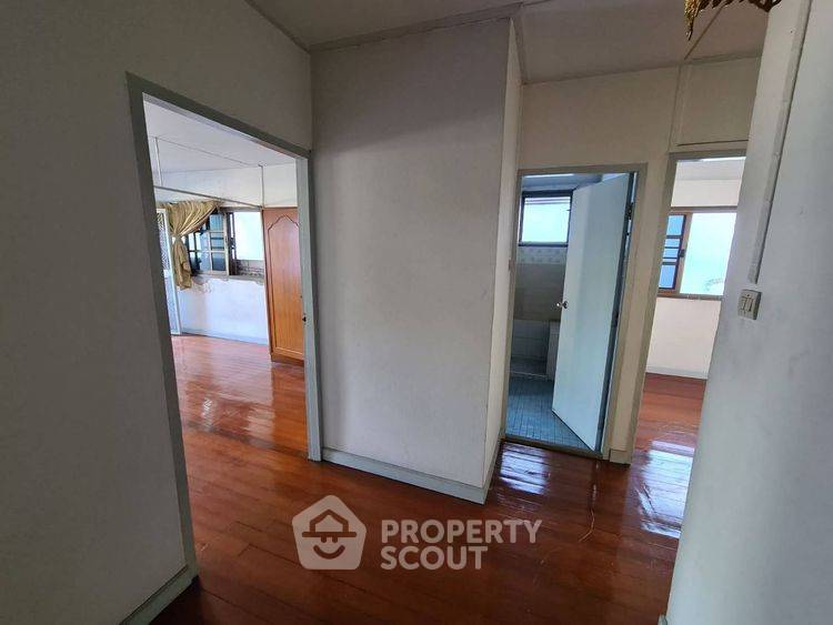 รูป บ้าน 7-ห้องนอน ใน จันทรเกษม (ID 2785495) - รูปที่ 9/10