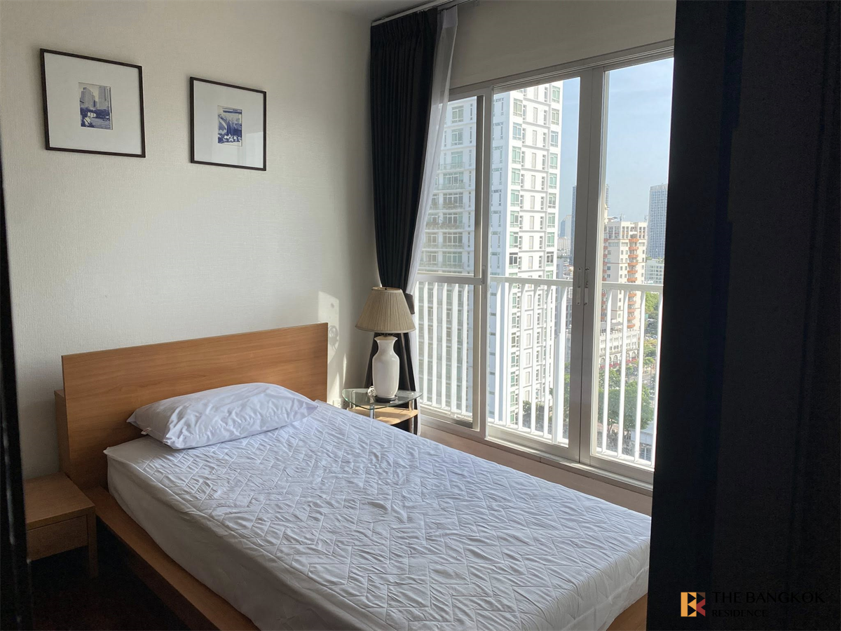 picture Noble Ora Thonglor  Book quickly before the room is gone!! - 6/10