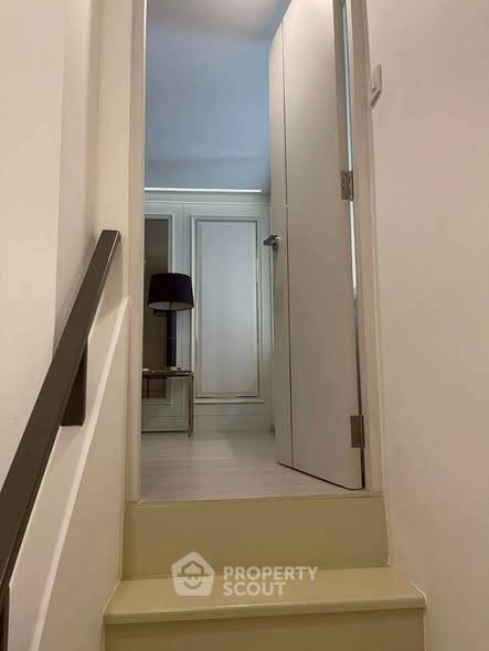 picture 2-BR Condo at Knightsbridge Phaholyothin Interchange in Anusawari (ID 2822088) - 4/7