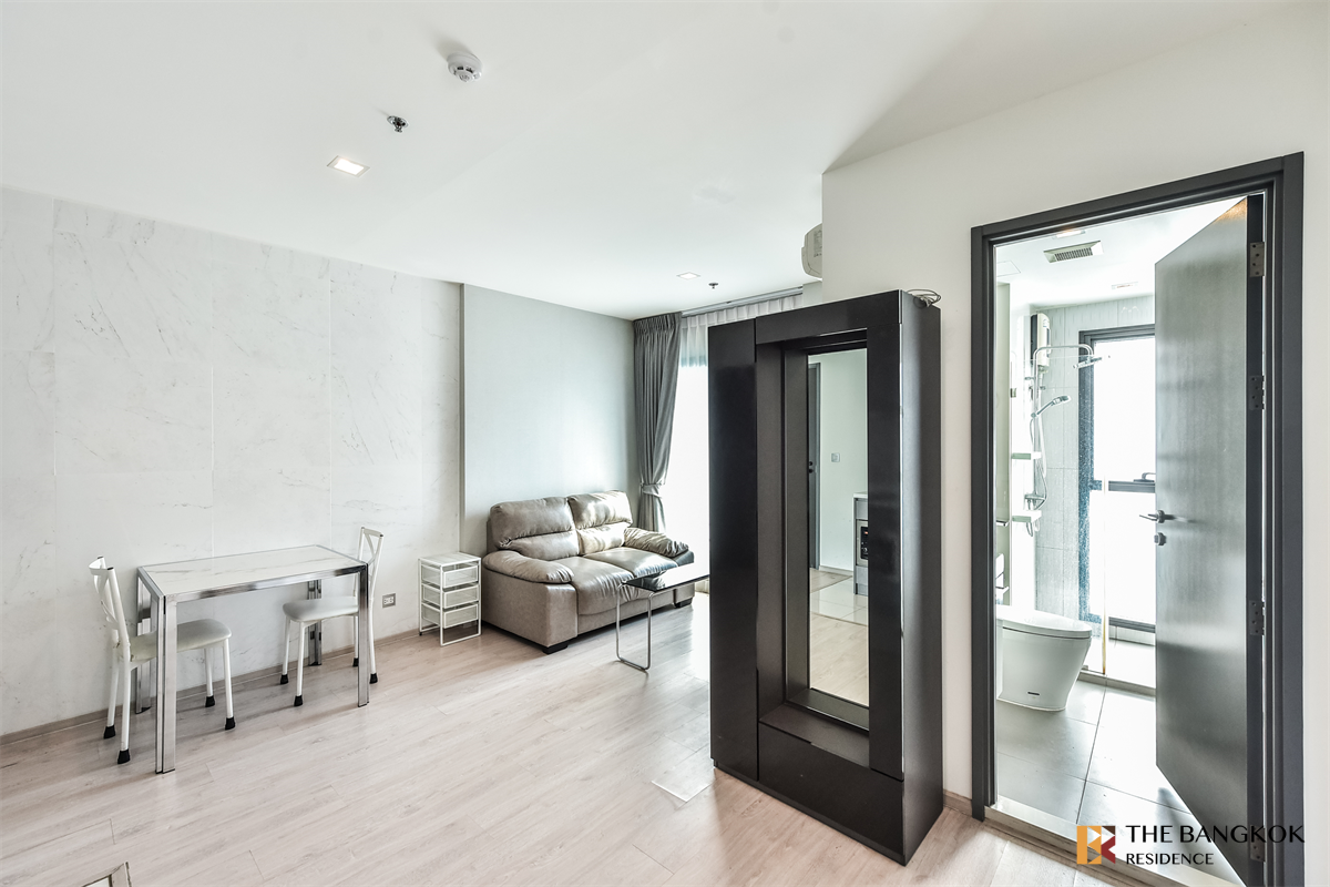 picture Convenient Travel, Great Value per Square Meter RHYTHM Rangnam near BTS Victory Monument - 8/10