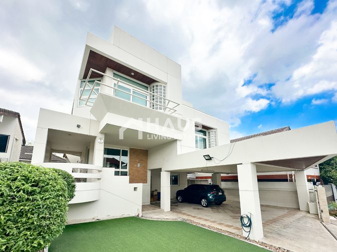 ขายบ้านเดี่ยว 5 ห้องนอน 350 ตร.ม. 74 ตร.ว. เขตบางซื่อ