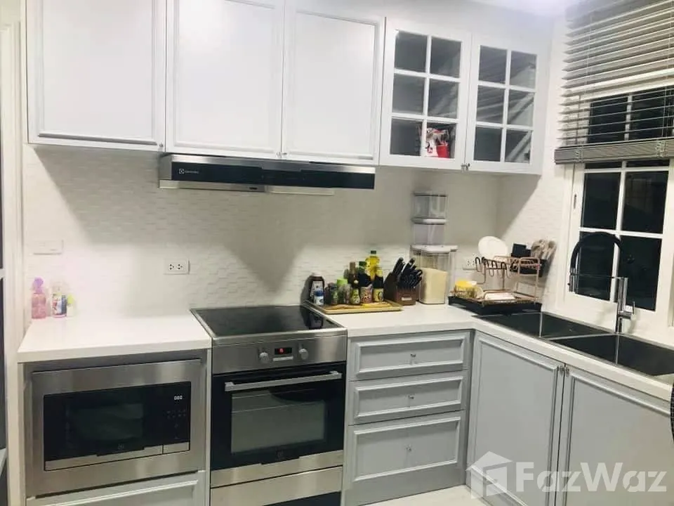 รูป บ้านเดี่ยวให้เช่า 3 ห้องนอน ในโครงการ โกลเด้น นีโอ สาทร 2011864 - รูปที่ 15/17