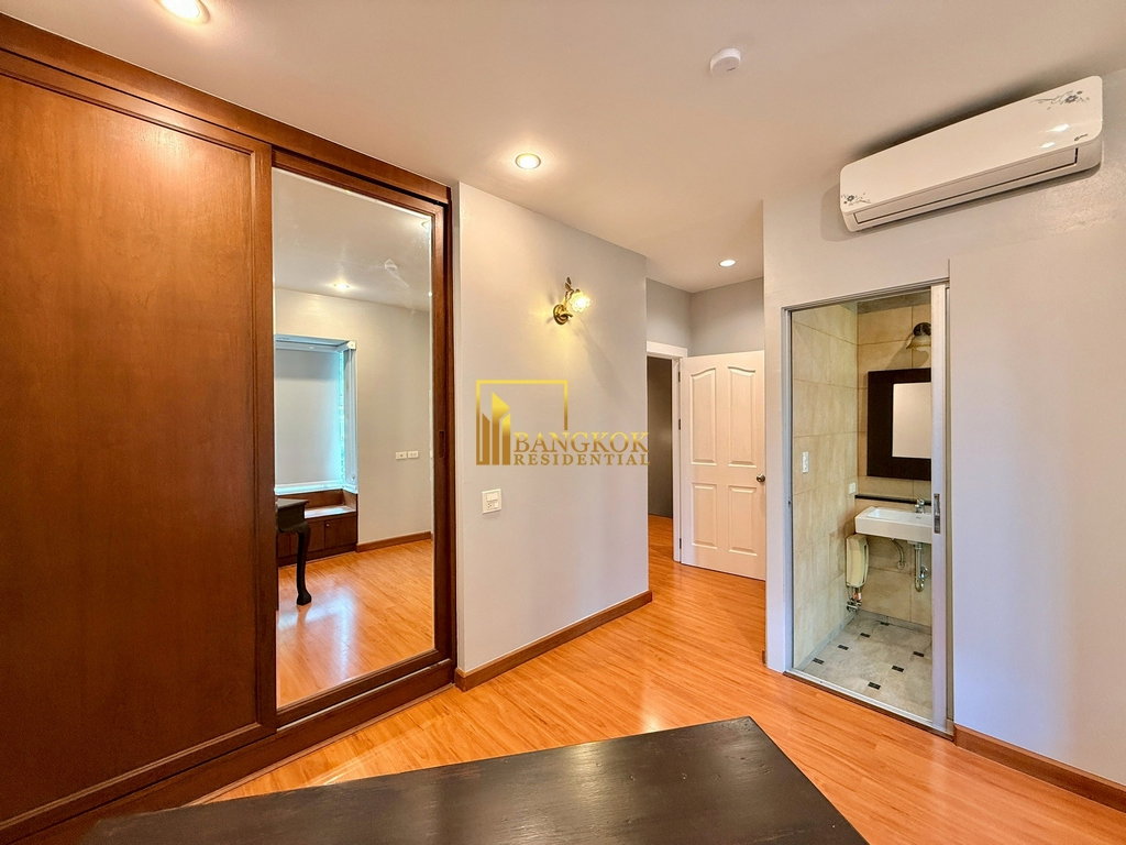 รูป Pet Friendly 3 Bedroom House For Rent in Vibrant Nana Area - BR7743SH - รูปที่ 33/37