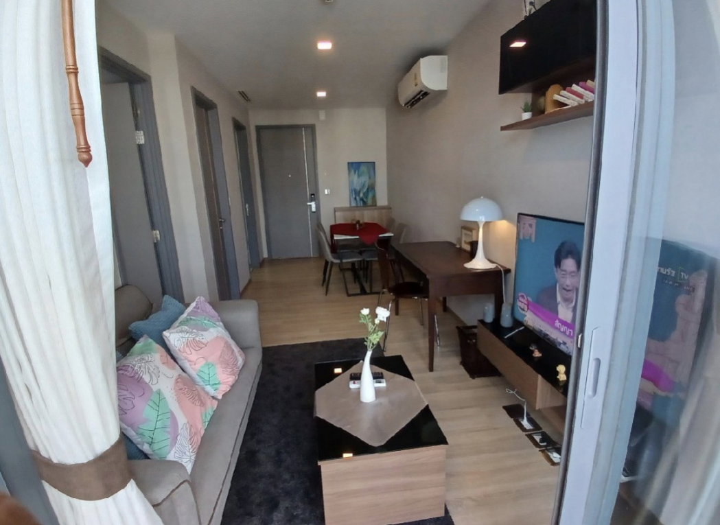 รูป ให้ เช่าคอนโด Taka Haus Ekamai 12 (ทากะ เฮาส์ เอกมัย 12) ห้องสวย ทำเลดี ชั้นเดียวกับสระว่ายน้ำ - รูปที่ 3/11