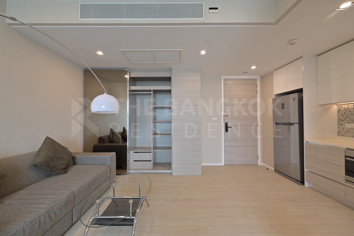 picture The Room Sukhumvit  21 High-potential Location, Not as Expensive as You Think - 3/10
